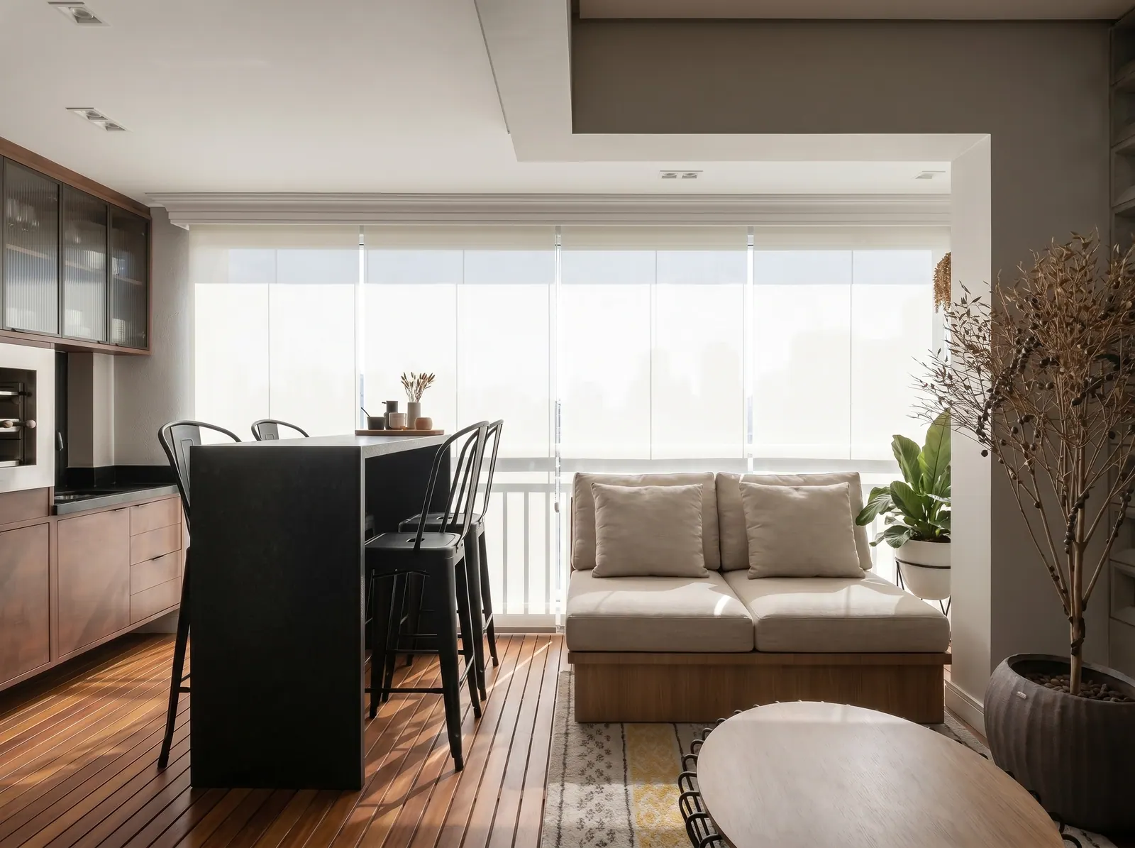 Projeto de interiores para apartamento com sala de estar e jantar integradas